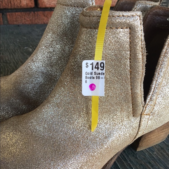 Diba.True Gold Suede Booties. - Picture 2 of 6